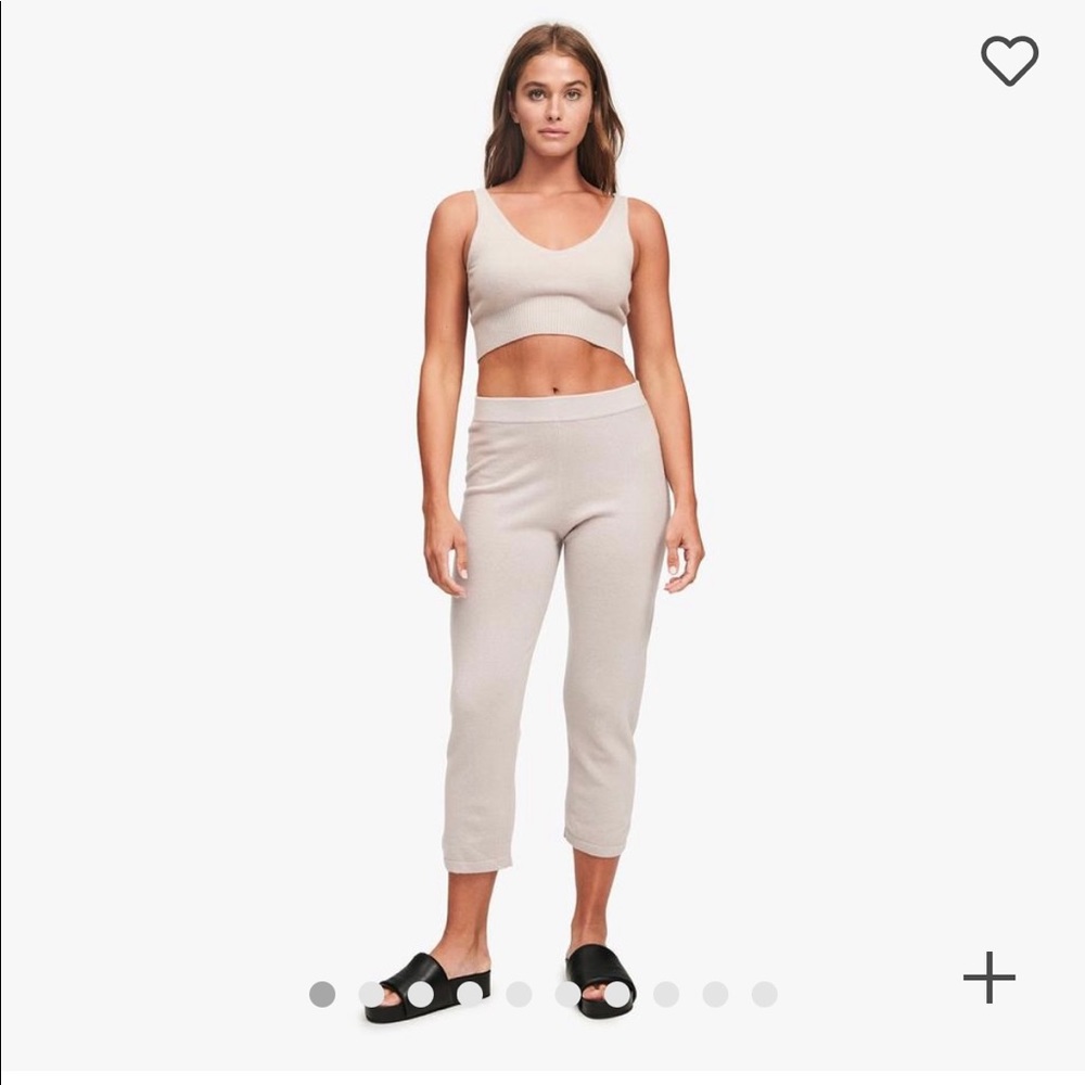 Naadam Cashmere Set in Pale Grey